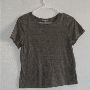 grey t shirt